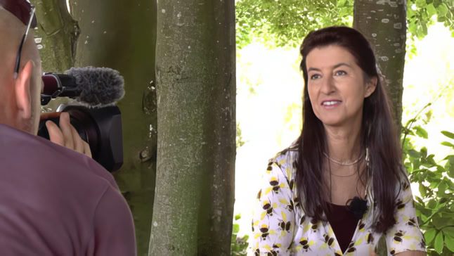 Ursula Demarmels bei den Dreharbeiten für Die Übersinnlichen (c) Univ.-Prof. Dr. Gerhard W. Hacker 