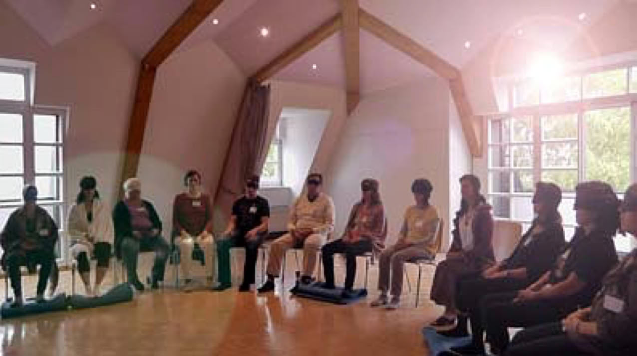 Workshop für Spirituelle Rückführungen mit Ursula Demarmels (c) Univ.-Prof. Dr. Gerhard W. Hacker 