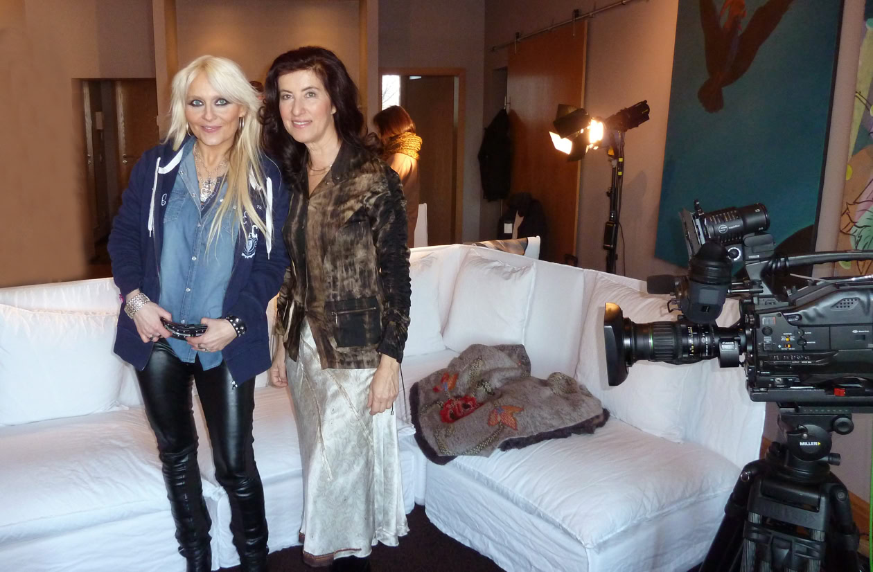 RTL-Wochenserie in Punkt 12: MAGISCHES UND MYSTISCHES: JENSEITS DER WIRKLICHKEIT? Rückführung von Heavy Metal Legend DORO PESCH durch Ursula Demarmels (c) Ursula Demarmels